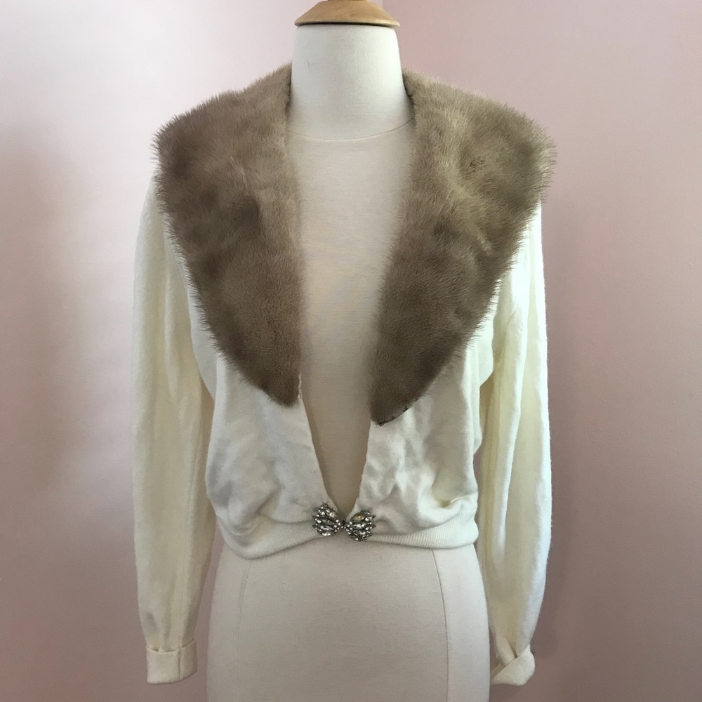 1950s fur trim sweater